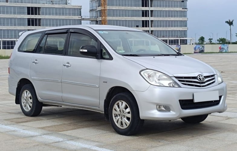 Toyota Innova 2008 lăn bánh 16 năm lên sàn xe cũ với giá rẻ hơn xe hạng A