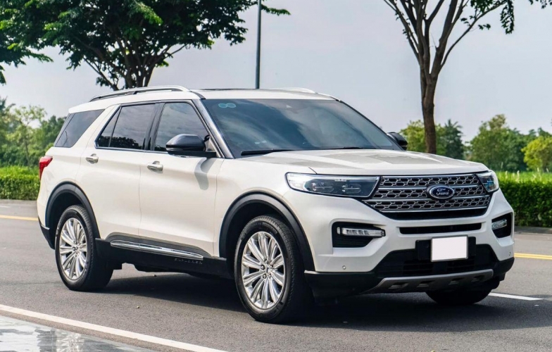 Ngỡ ngàng giá bán của SUV 7 chỗ Ford Explorer 2021 sau 3 năm sử dụng