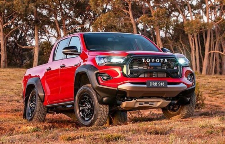 Bán tải Toyota Hilux thế hệ mới gây tranh cãi vì ‘tái sử dụng’ nền tảng cũ