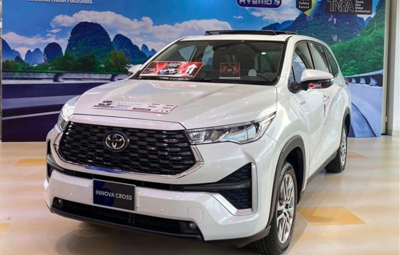 Doanh số xe hybrid xác lập kỷ lục tại Việt Nam, Toyota Innova Cross dẫn đầu