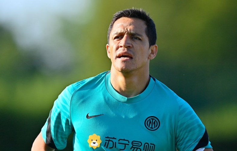 Alexis Sanchez tố cáo HLV Inter khiến anh không thể tỏa sáng