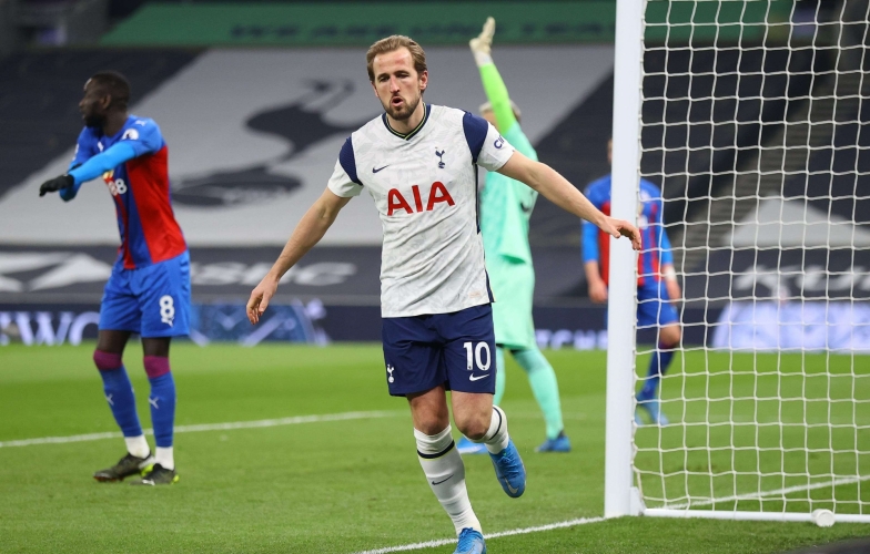 Harry Kane tỏa sáng, Tottenham dễ dàng hủy diệt Crystal Palace