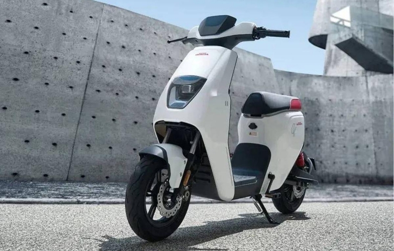 Chi tiết xe máy điện siêu rẻ Honda U-Be 2024: Nhiều tính năng thông minh, chạy 100 km/sạc