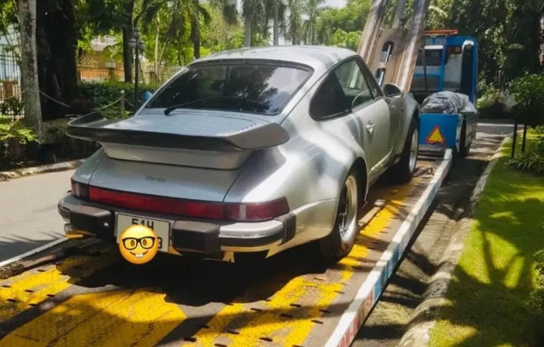 'Vua cà phê' Việt Nam vừa tậu chiếc siêu xe Porsche 930 Turbo thứ 4