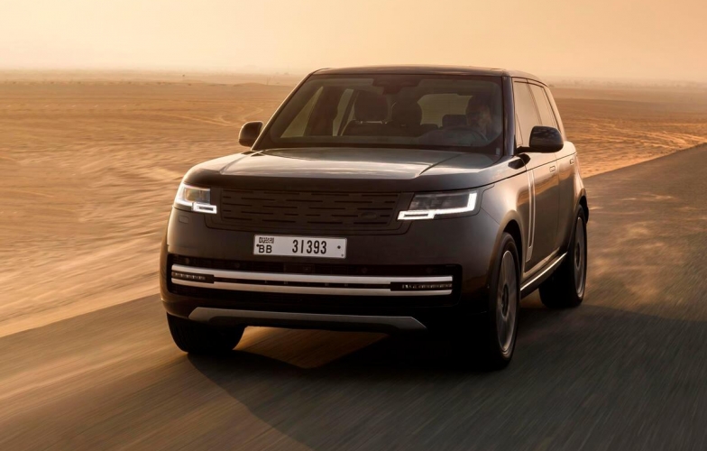 Xe sang thuần điện Range Rover Electric đang được thử nghiệm tại sa mạc ở Dubai