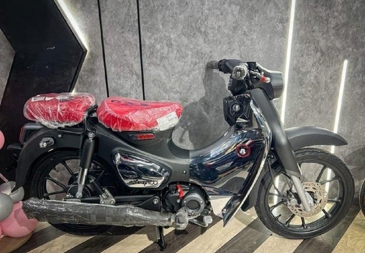 Honda Super Cub phiên bản Disney rao bán tại Việt Nam với giá hơn 200 triệu đồng