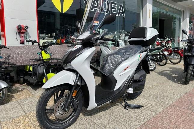 Honda SH150i Sport Edition 2025 được chào bán tại Việt Nam với giá hơn 200 triệu đồng