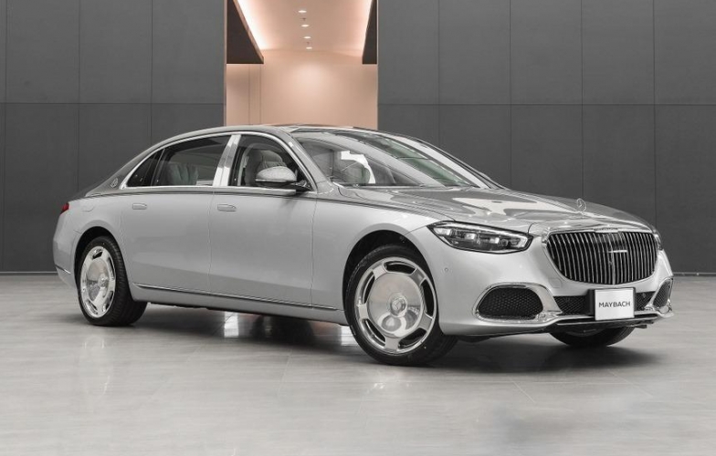 Cận cảnh sedan siêu sang Mercedes-Maybach S 580 e PHEV có giá quy đổi từ 7,6 tỷ đồng