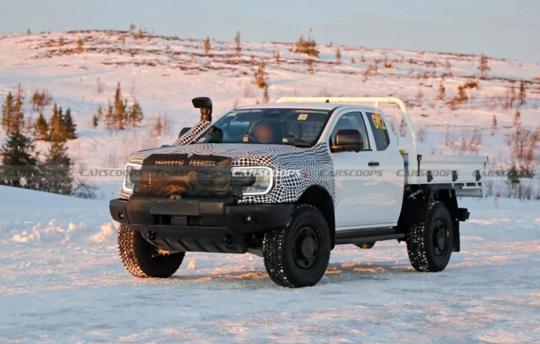 Bán tải Ford Ranger Super Duty lộ diện trên đường chạy thử, sớm cập bến Đông Nam Á?