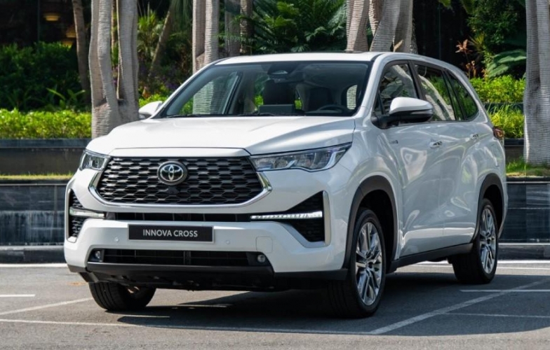 Top 5 xe hybrid bán chạy nhất tháng 2/2025: Toyota Innova Cross trở lại ngôi đầu