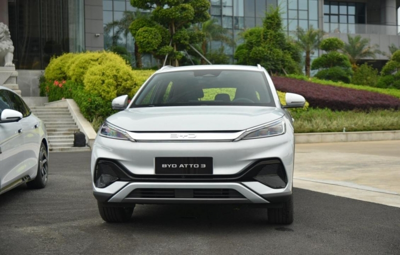 Những 'chiêu' kích cầu độc đáo của ô tô Trung Quốc tại thị trường Việt