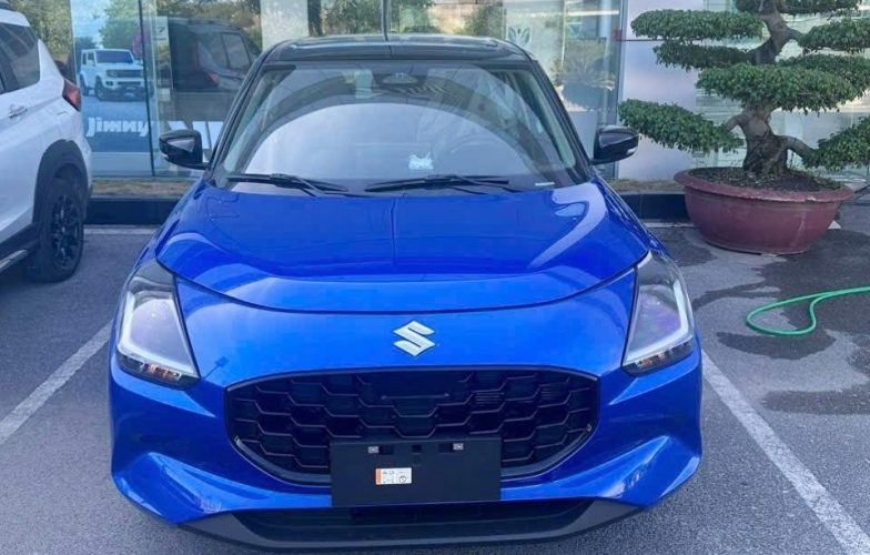 Suzuki Swift thế hệ mới cập bến đại lý Việt trước ra mắt, hé lộ nhiều trang bị đáng chú ý