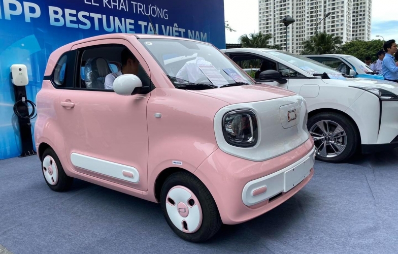 Thêm hai mẫu xe điện Trung Quốc 'chào sân' thị trường Việt, giá từ 199 triệu đồng