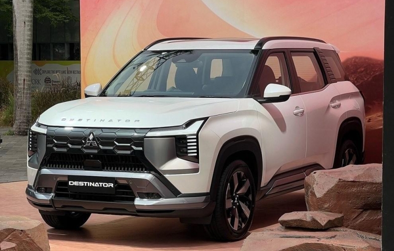 SUV 7 chỗ Mitsubishi Destinator vừa ra mắt Đông Nam Á có gì khác bản concept?