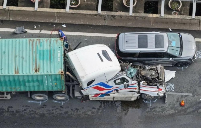 Không giữ khoảng cách an toàn - Nguyên nhân gây ra hàng chục vụ tai nạn liên hoàn