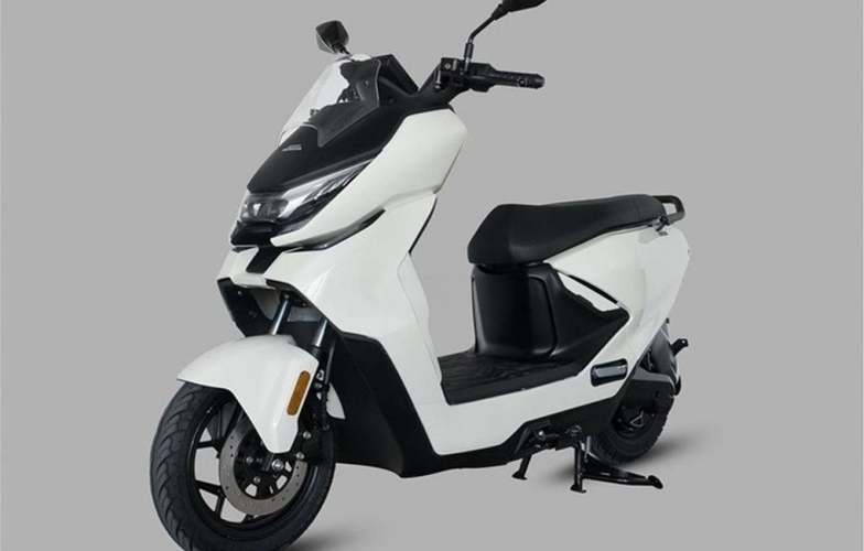 Hai mẫu xe máy điện Honda sắp được đại lý tư nhân đưa về Việt Nam, có 'mô tô' đi được 170 km/sạc