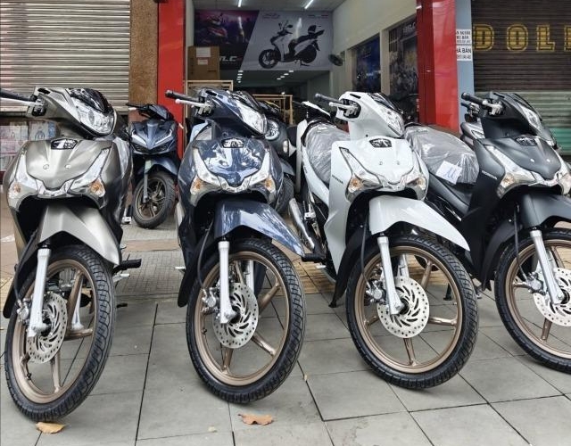 Honda Wave 125 đời mới về đại lý Việt: Nhập khẩu tư nhân từ Thái Lan, giá cao nhất hơn 100 triệu đồng