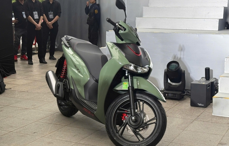 Mục sở thị Honda SH 2026 vừa trình làng khách Việt, giá từ gần 78 triệu đồng