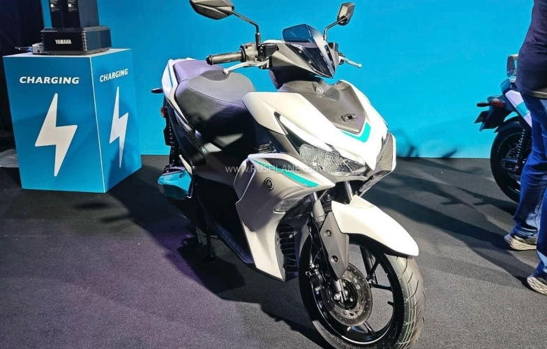 Yamaha NVX phiên bản chạy điện có thể về Việt Nam: Kiểu dáng thể thao, chạy tối đa 106 km/lần sạc