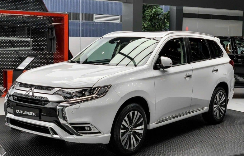 Mitsubishi âm thầm rút Outlander khỏi Việt Nam, dọn đường cho mẫu CUV 7 chỗ mới