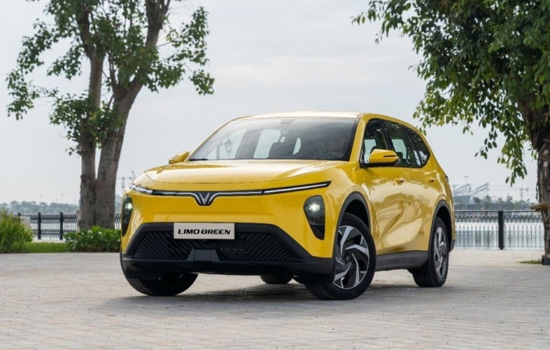 TOP 10 xe bán chạy nhất Việt Nam tháng 11/2025: MPV điện VinFast Limo Green bất ngờ vươn lên dẫn đầu