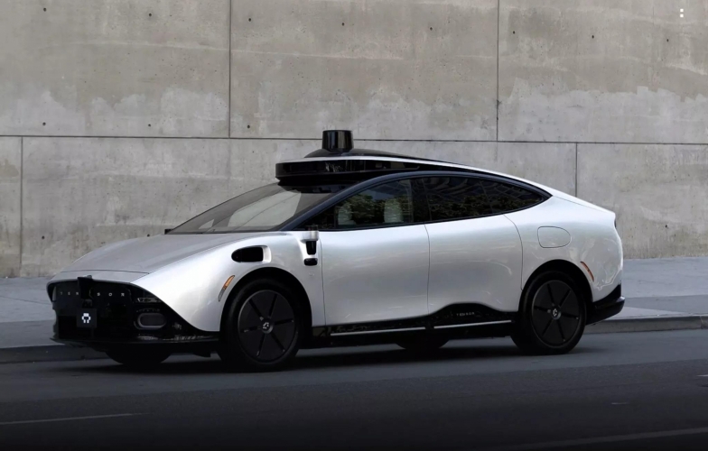 Công nghệ vô-lăng gập xuất hiện trên mẫu xe tự hành do VinFast sản xuất