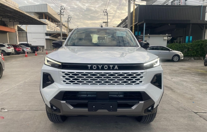 Toyota Hilux 2026 chốt ngày trình làng khách Việt: Dùng máy dầu 2.8L đấu Ranger, giá dự kiến từ 700 triệu đồng