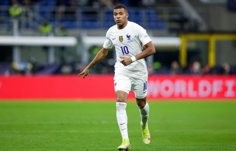 Mbappe im tiếng, Pháp thất bại bạc nhược trước Italia