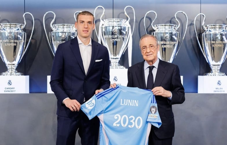 CHÍNH THỨC: Real Madrid 'trói chân' thành công Andriy Lunin