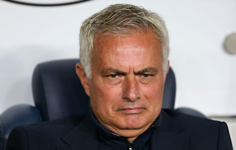 Chuyển nhượng sáng 7/11: Mourinho có thể tái xuất Ngoại hạng Anh?