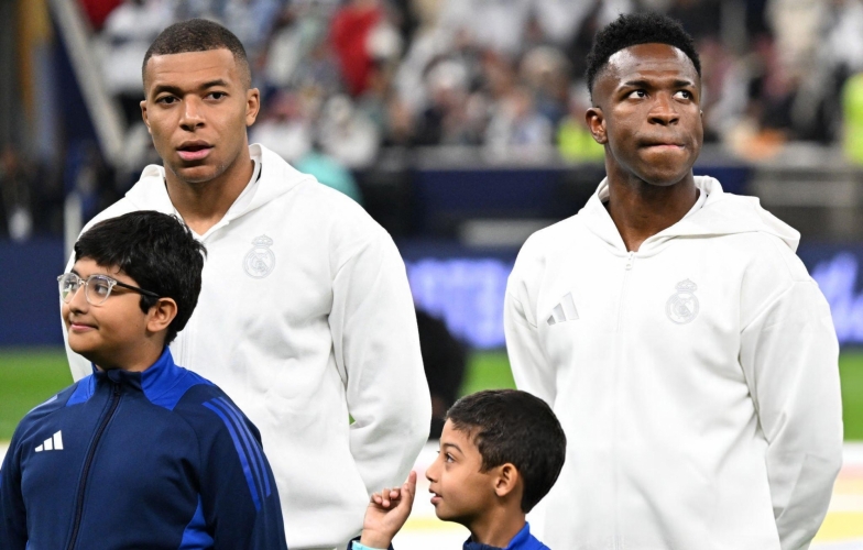 Vinicius tuyên bố bất ngờ về quan hệ với Mbappe