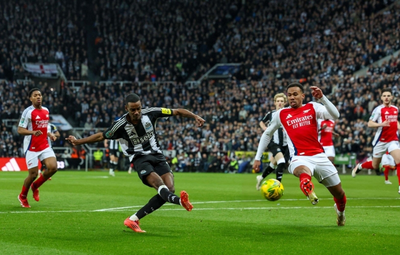 Trực tiếp Newcastle 1-0 Arsenal: Chủ nhà vượt lên