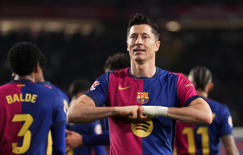 Lewandowski báo tin cực vui tới các CĐV Barca