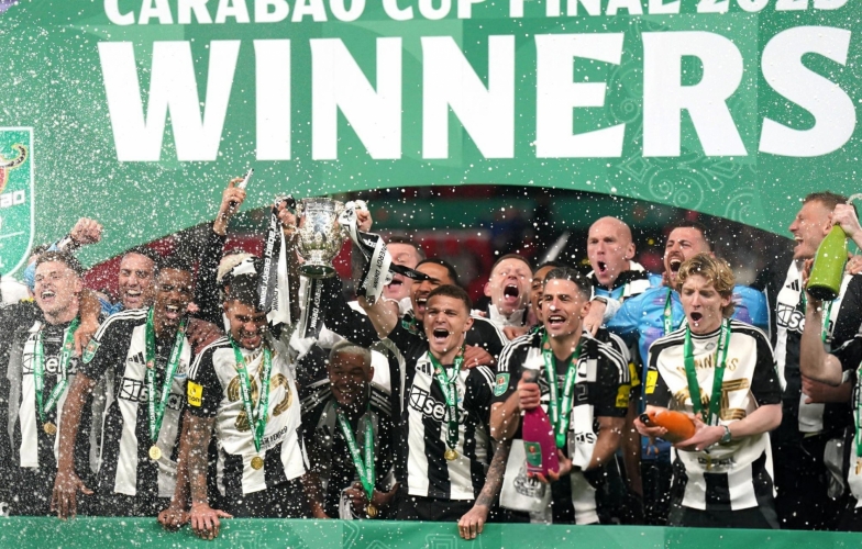 Hạ đẹp Liverpool, Newcastle lên ngôi Carabao Cup 2024/25