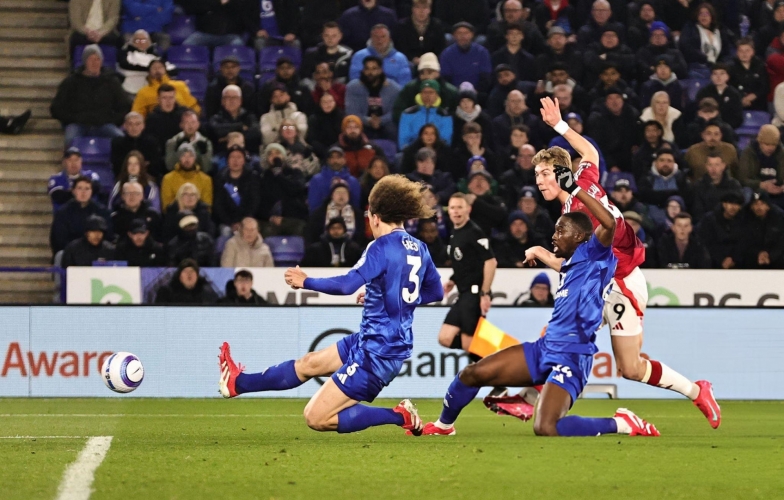 Trực tiếp Leicester 0-1 MU: Hiệp hai trở lại