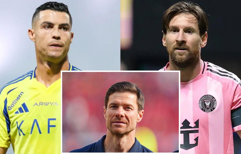 Messi hay Ronaldo? HLV Alonso chỉ thẳng người hỏi hơn