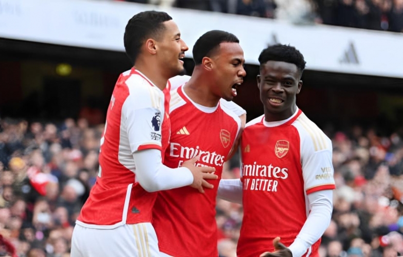 Quyết tâm vô địch, Arsenal 'trói chân' 3 trụ cột