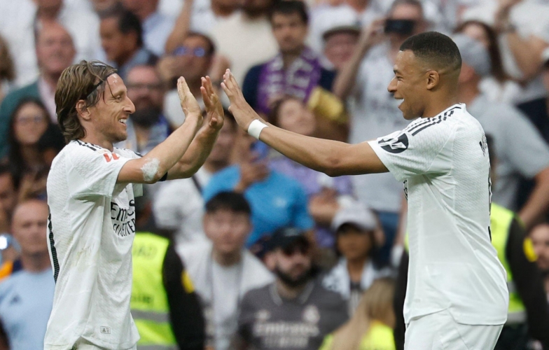 Mbappe lập cú đúp, Real thắng dễ ngày chia tay Modric và HLV Ancelotti