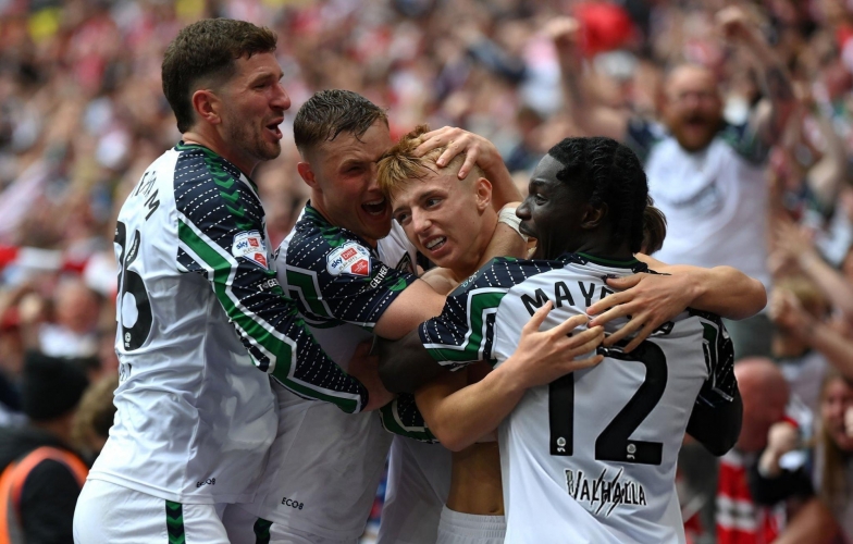 Hạ Sheffield, Sunderland giành vé lên Ngoại hạng Anh