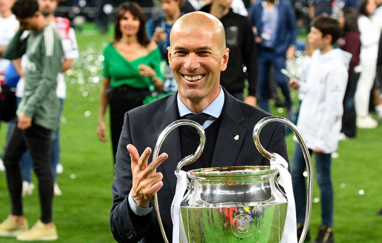 Zidane thừa nhận muốn dẫn dắt 'bến đỗ trong mơ'
