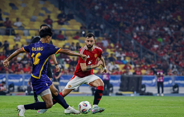Trực tiếp MU vs Hồng Kông: Bruno đá chính