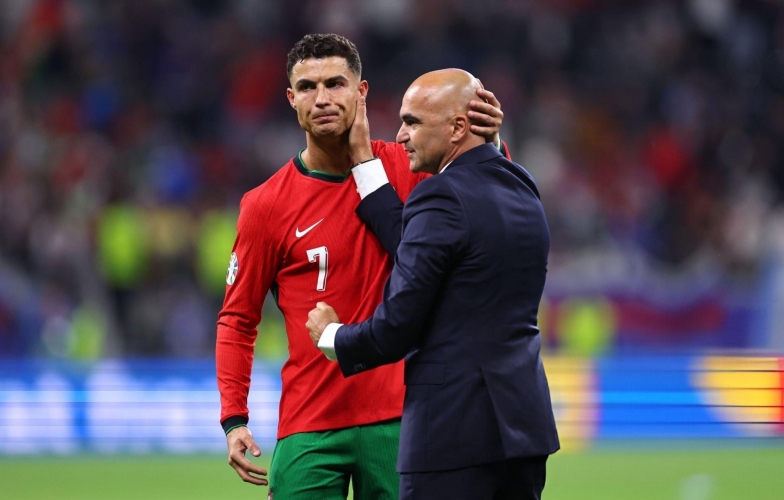 HLV Bồ Đào Nha nói thẳng kế hoạch giải nghệ của Ronaldo