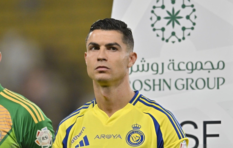 Al Nassr có động thái khiến Ronaldo 'nóng mắt'
