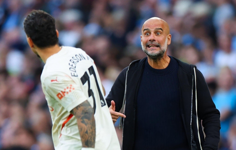 Rời Club World Cup, NHM Man City đòi bán 'trò cưng' của Pep
