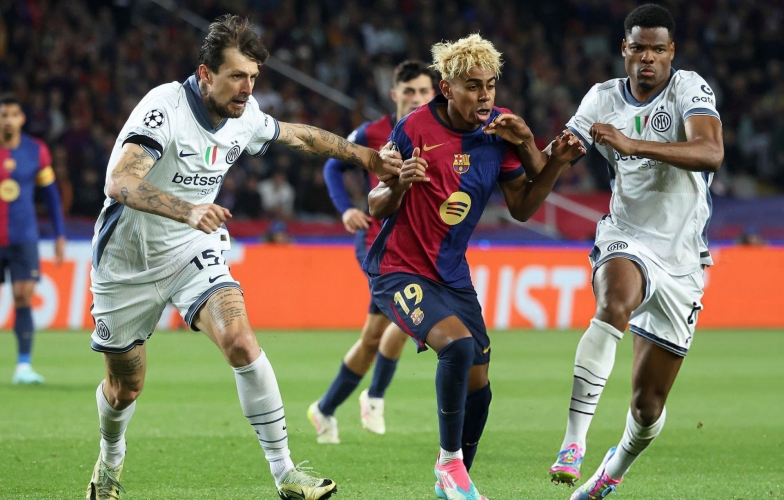 Hậu vệ phải 'hay nhất thế giới' muốn gia nhập Barca