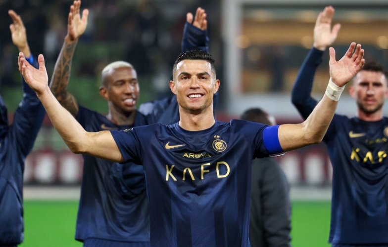 Tin chuyển nhượng 8/8: Ronaldo nhận tin vui ở Al Nassr; MU nổ 'bon tấn' 120 triệu Euro?