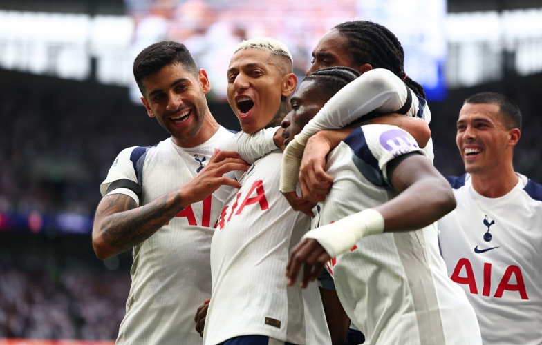 Tottenham có chiến thắng đầu tiên dưới thời Thomas Frank