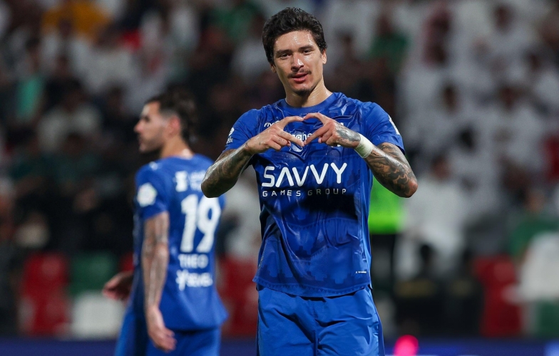 Chán ngấy Ả Rập, Darwin Nunez tính đường 'tháo chạy'