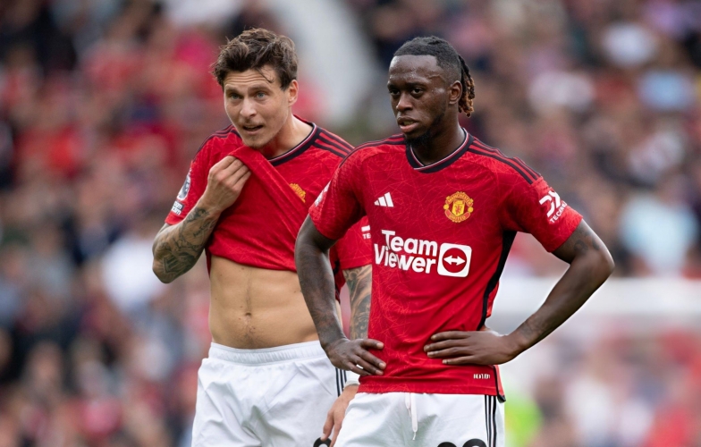 MU gục ngã trước 'quái vật' do chính họ tạo ra