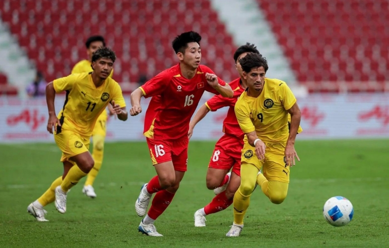 Truyền thông Indonesia 'thầm cảm ơn' U22 Việt Nam khi đánh bại Malaysia